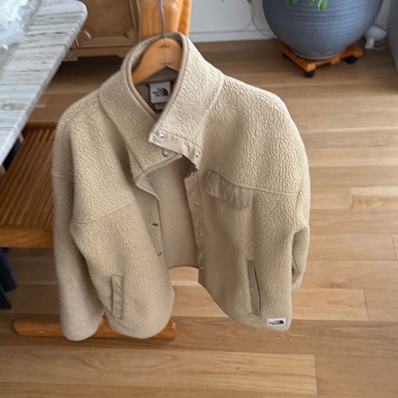 The North Face Beige Fleece - Picture 3 of 6